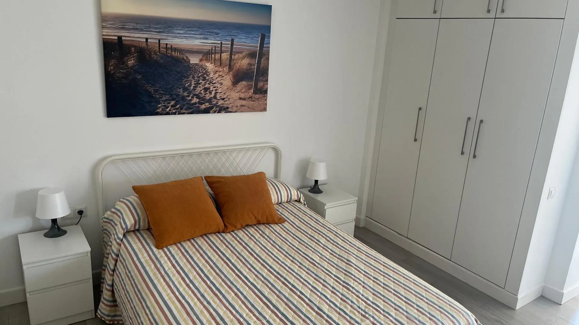 Apartamento Puertas De Africa Benalmádena 0*,  Hiszpania
